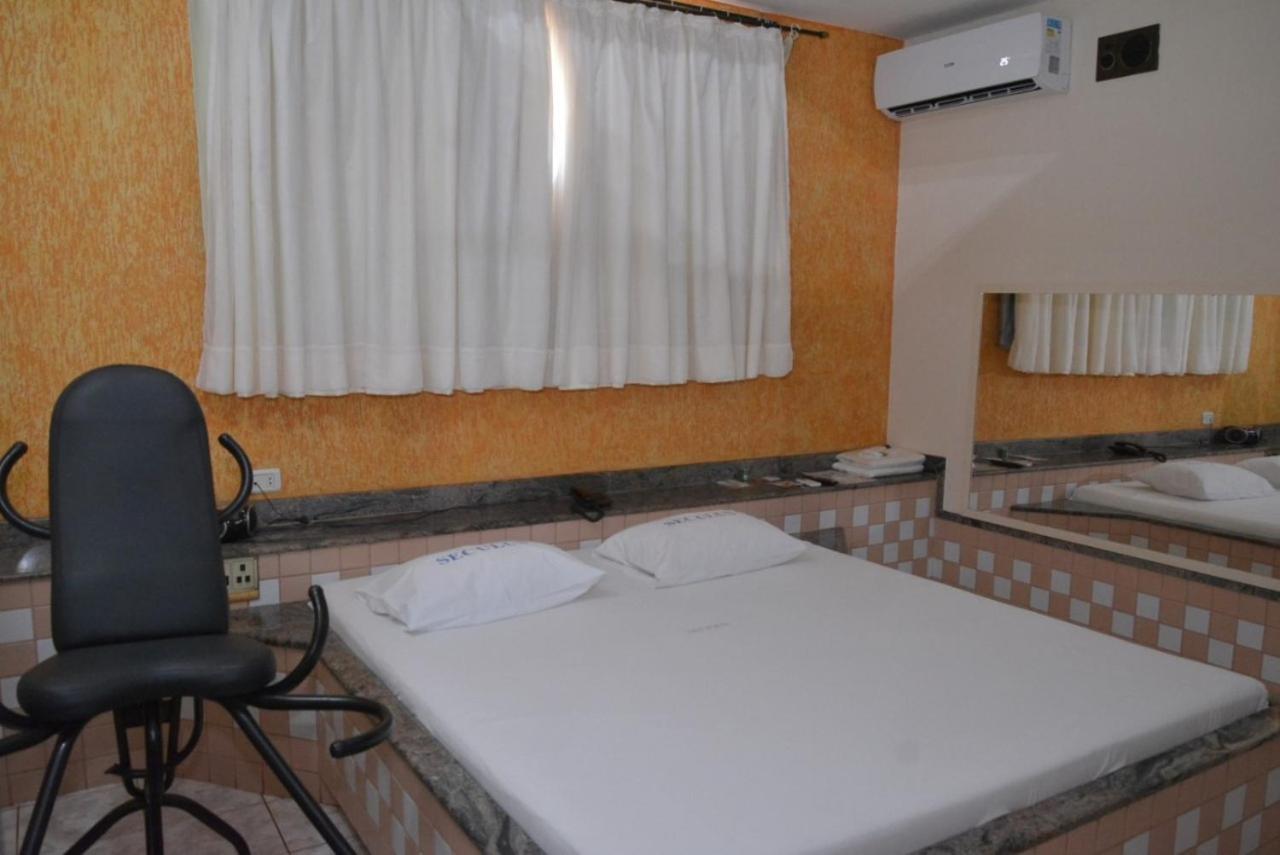 ברטוס Motel Seculus מראה חיצוני תמונה