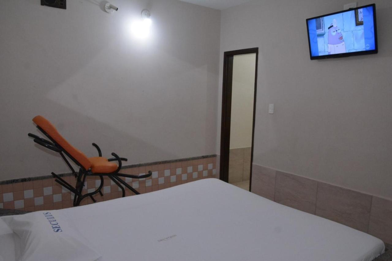 ברטוס Motel Seculus מראה חיצוני תמונה