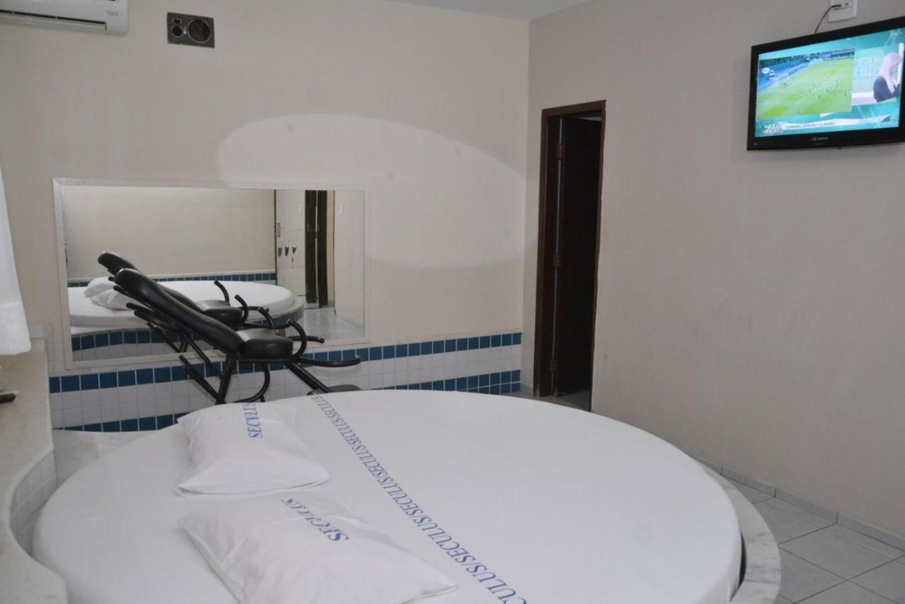 ברטוס Motel Seculus מראה חיצוני תמונה