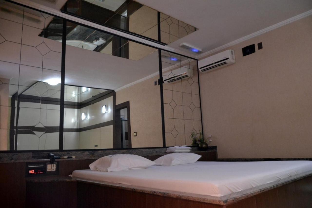ברטוס Motel Seculus מראה חיצוני תמונה